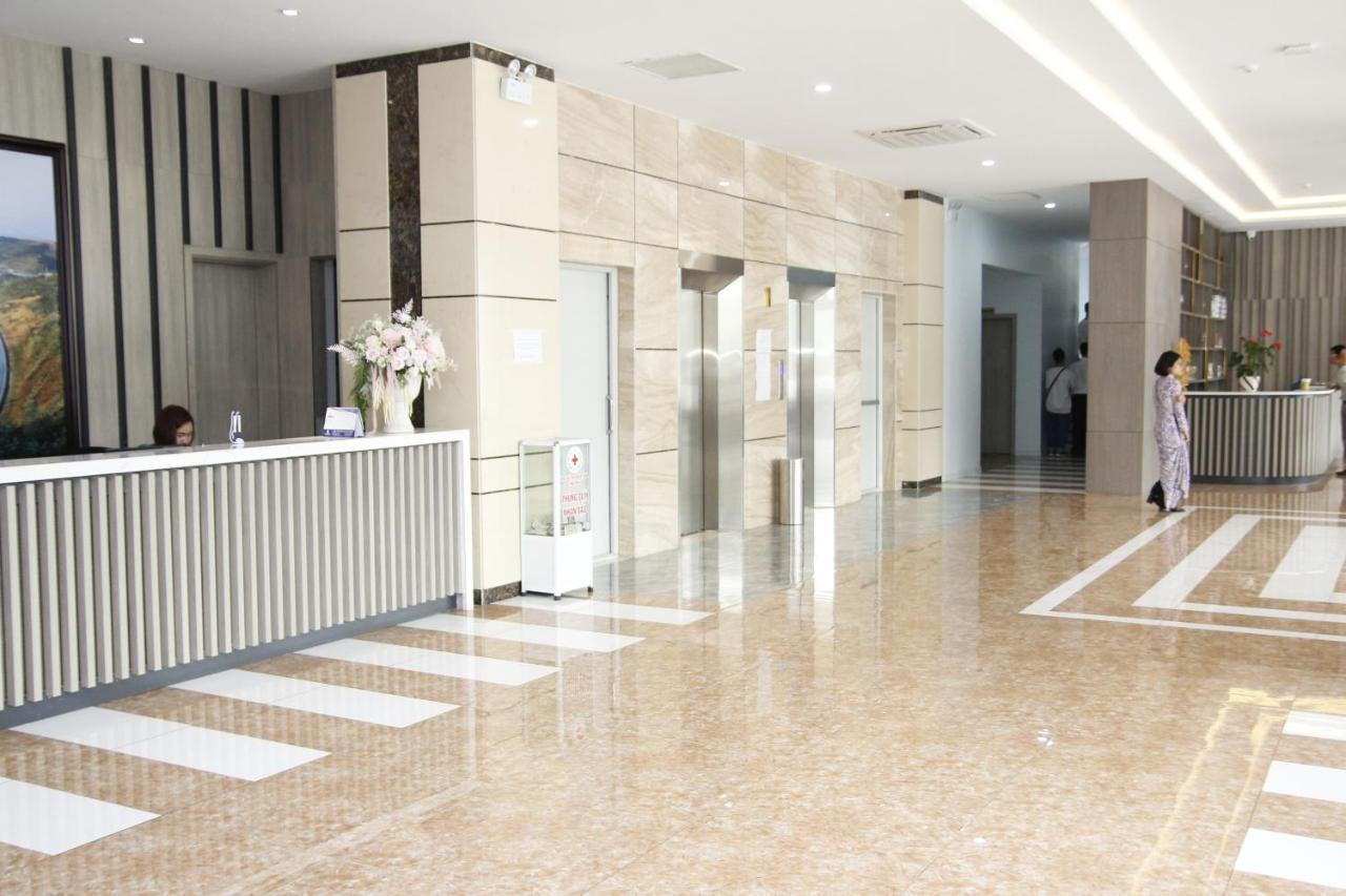 Khach San Hoa Ban Trang Hotel Son La Exterior photo