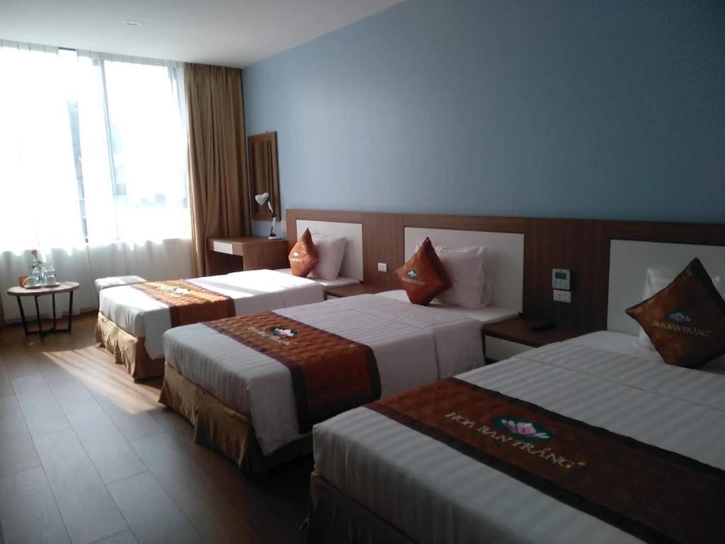 Khach San Hoa Ban Trang Hotel Son La Exterior photo