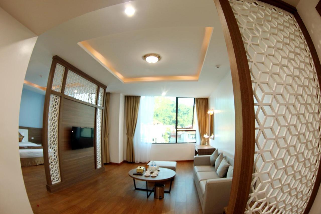 Khach San Hoa Ban Trang Hotel Son La Exterior photo